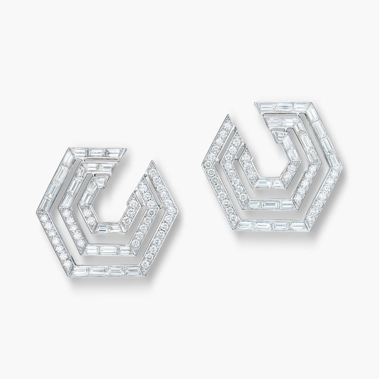 Concentrica White Earrings