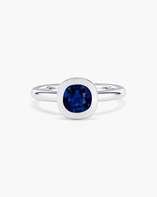 1.05 carat Cushion Cut Sapphire Ring