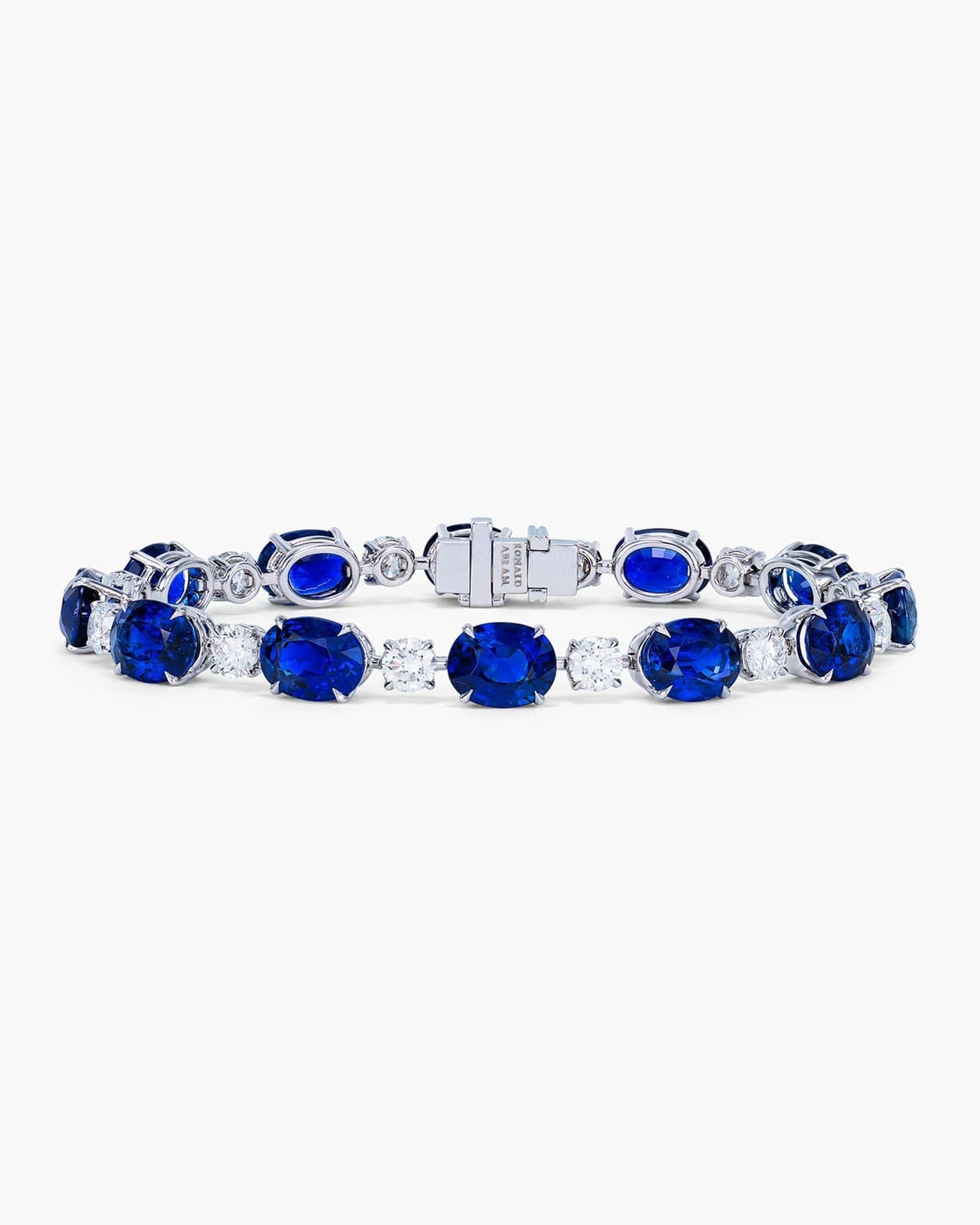 Oval Shape Sapphire and Diamond Bracelet (1.70 carat)