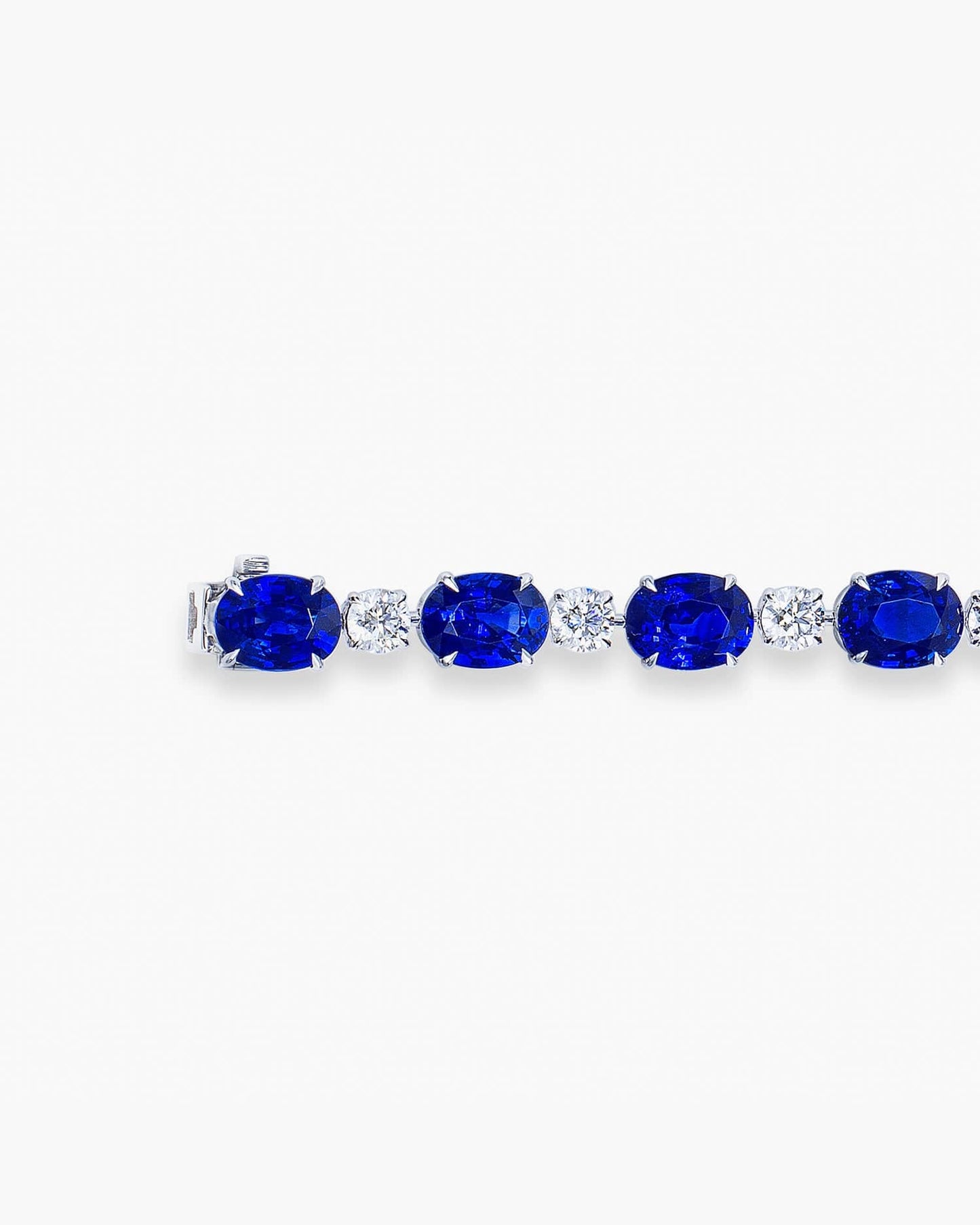 Oval Shape Sapphire and Diamond Bracelet (1.70 carat)