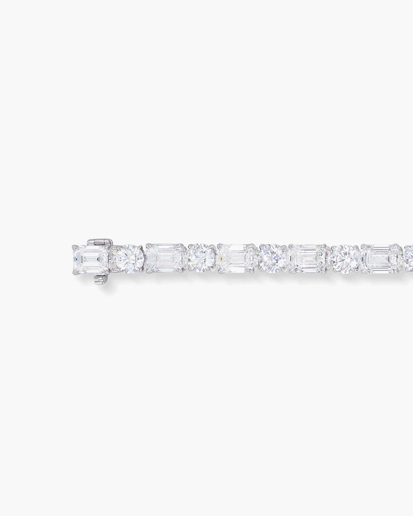 Emerald Cut and Round Brilliant Cut Diamond Bracelet (0.70 carat)