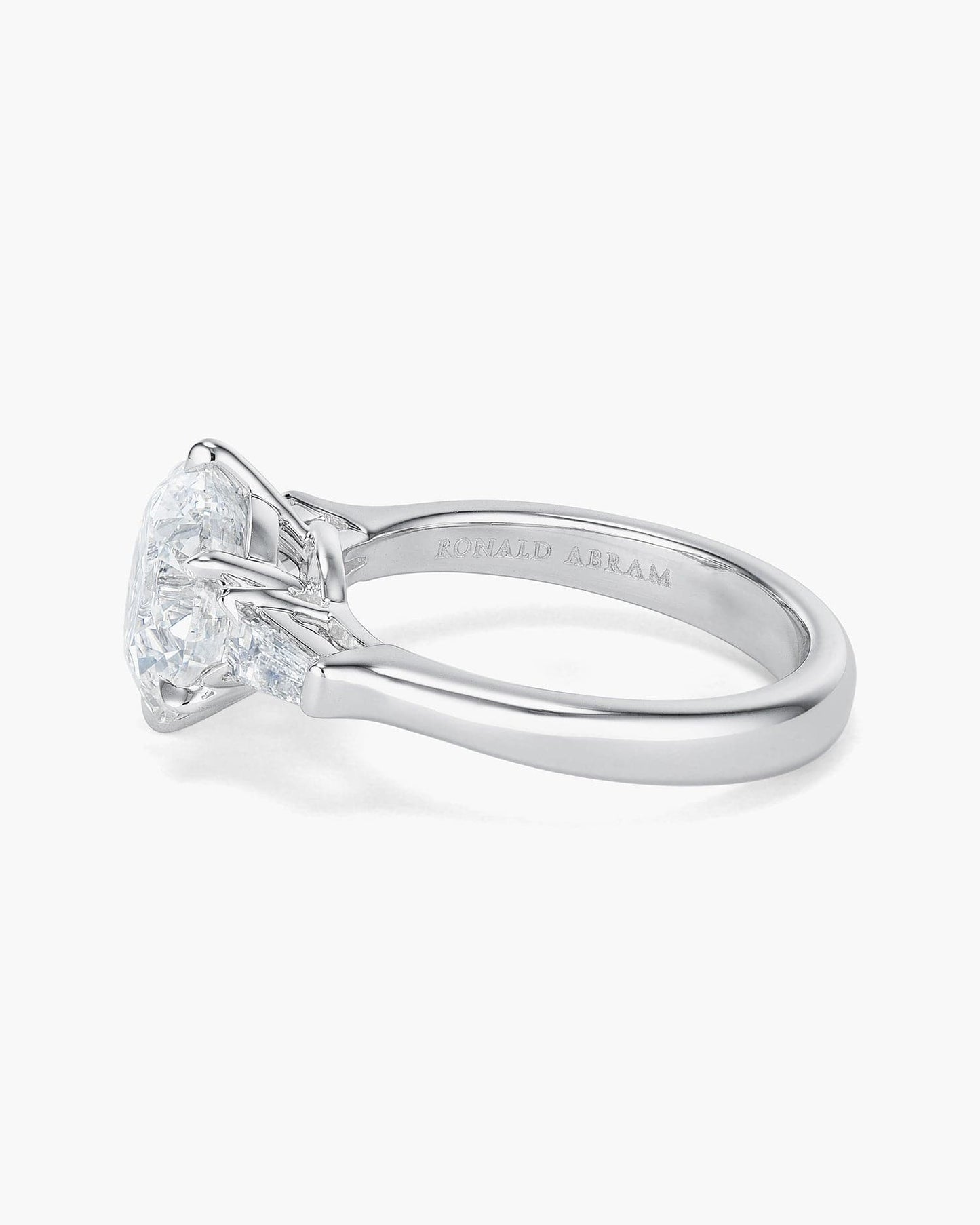 3.21 carat Round Brilliant Cut Diamond Ring