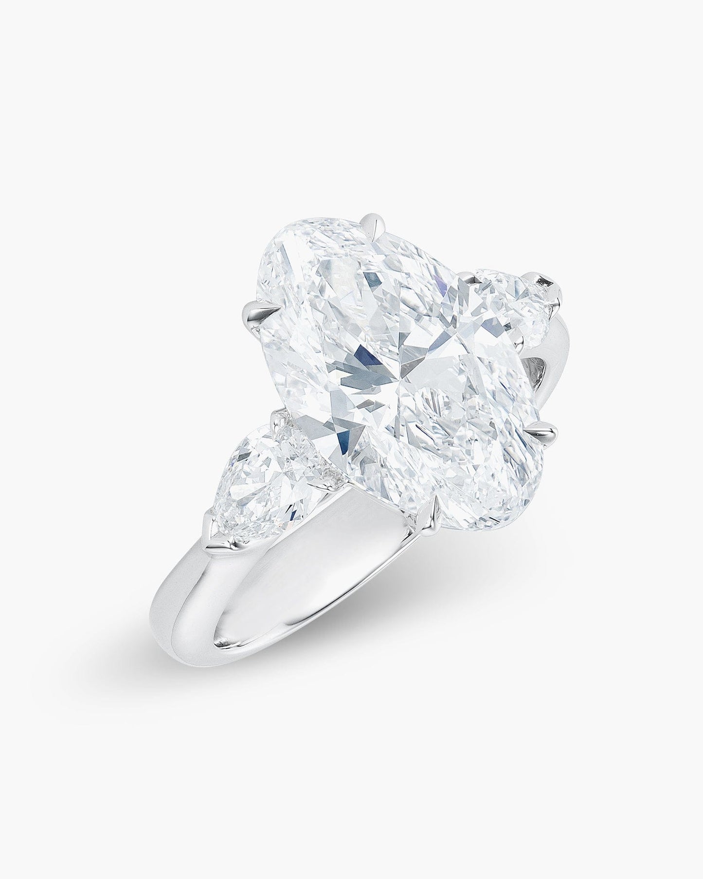 3.95 carat Oval Shape Diamond Ring