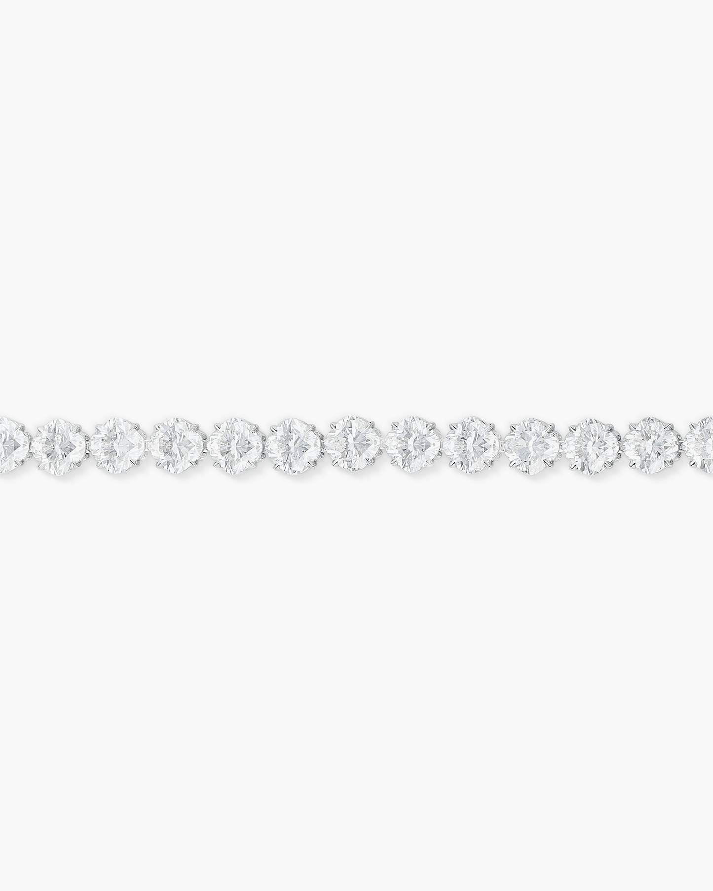 15.65 carat Cushion Cut Diamond Bracelet (0.50 carat)