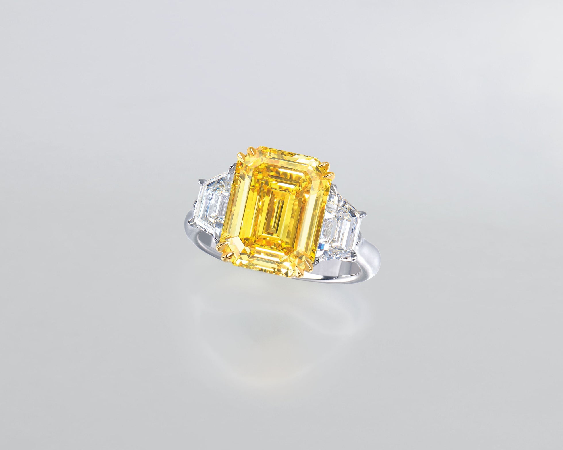 Geoffrey's Diamonds - Where the Bay Gets Engaged. 18K Yellow Gold Yellow  Diamond Tennis Bracelet (16.36ctw)